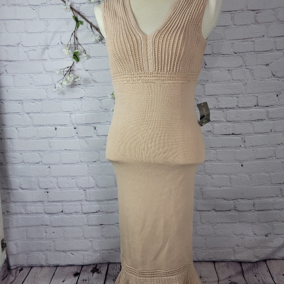 - NYC EVA MENDES NUDE KNITTED COCKTAIL DRESS… - Picture 3 of 16